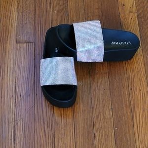 Liliana Platform Sandals size (6)